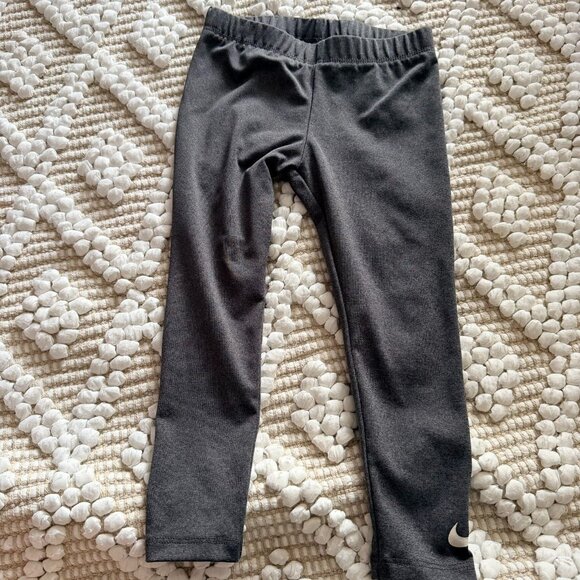 Bundle of Nike and Under Armour Matching Exercise Outfits Toddler Girl - Picture 8 of 9